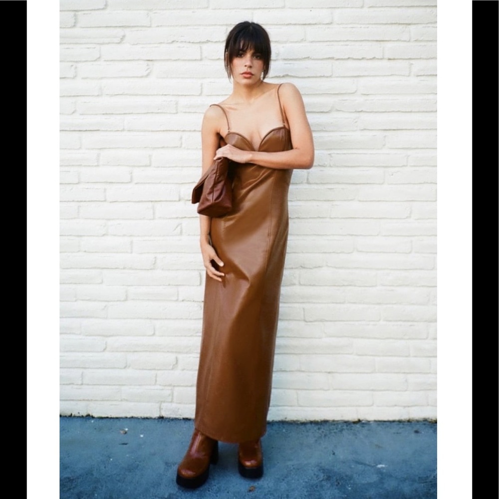ZARA NWT FAUX LEATHER DRESS 🍒